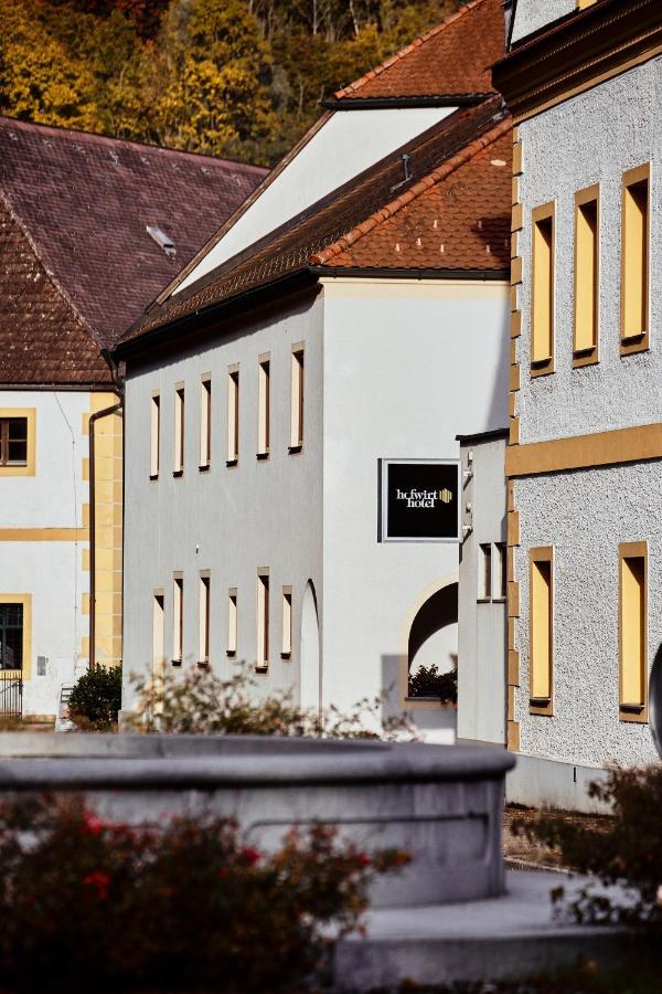 Hofwirthotel Sankt Martin im Innkreis エクステリア 写真