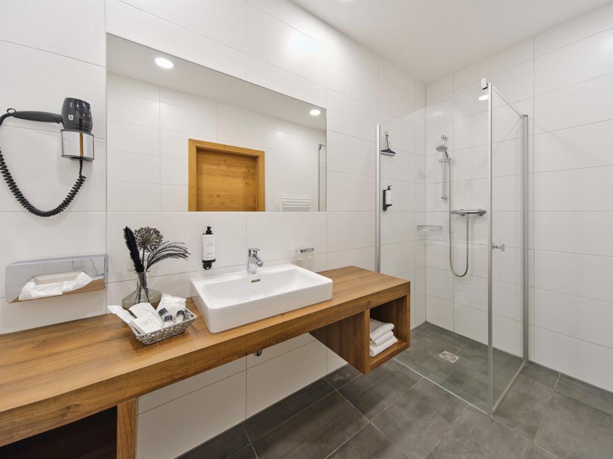 Hofwirthotel Sankt Martin im Innkreis エクステリア 写真