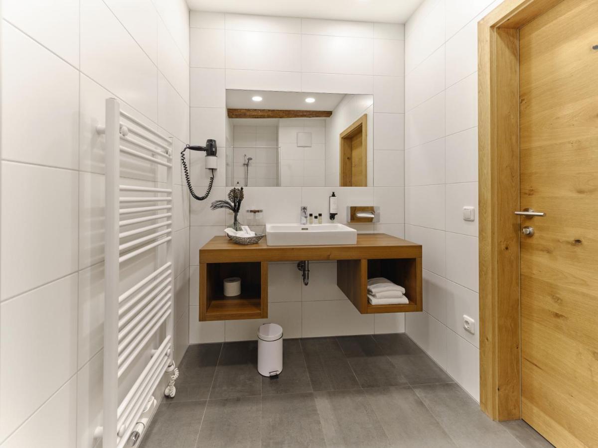 Hofwirthotel Sankt Martin im Innkreis エクステリア 写真
