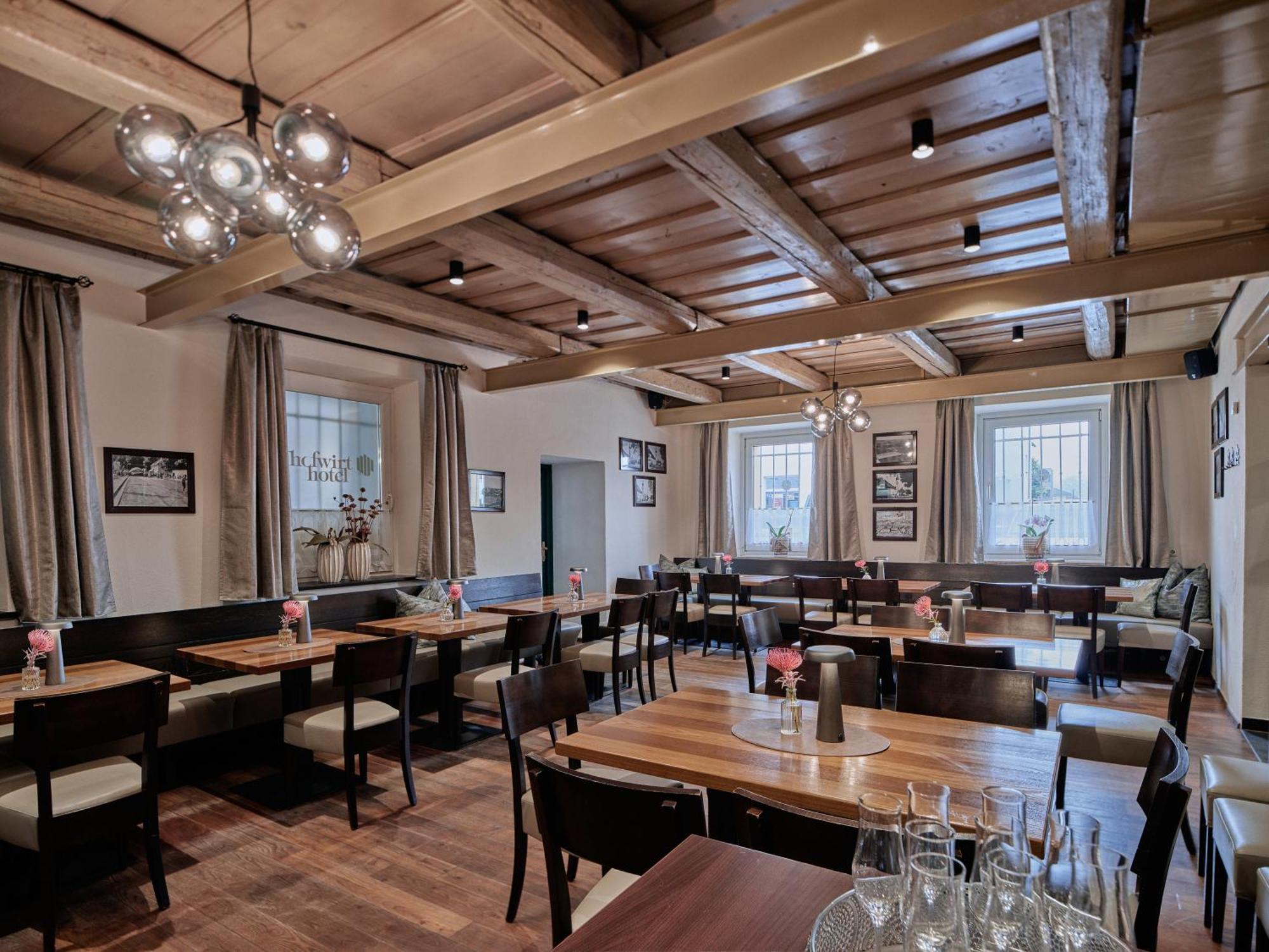 Hofwirthotel Sankt Martin im Innkreis エクステリア 写真